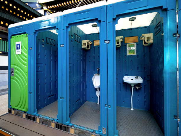 Best Portable bathroom rental  in Rayre, MO